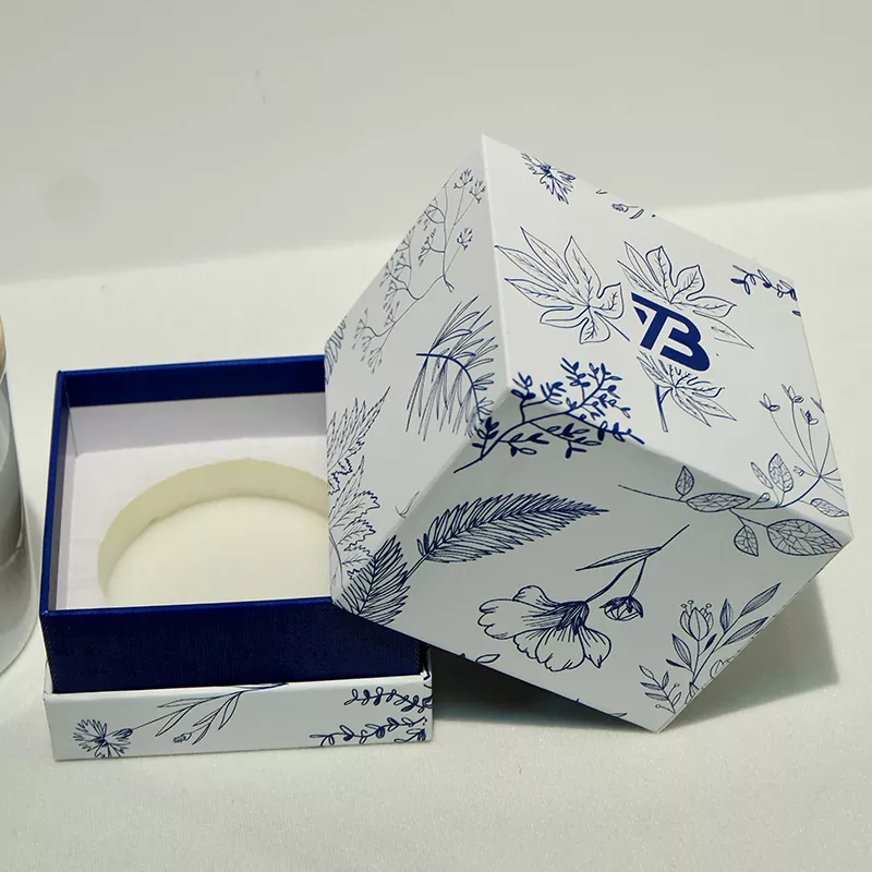 కస్టమ్ పెర్ఫ్యూమ్ చేతితో తయారు చేసిన బహుమతి పెట్టె