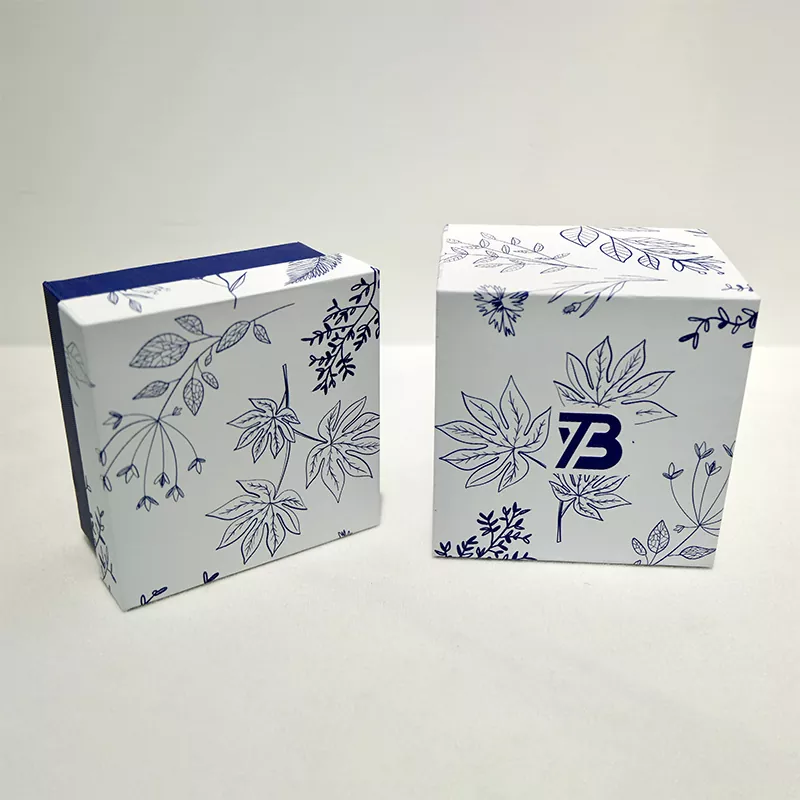 కస్టమ్ పెర్ఫ్యూమ్ చేతితో తయారు చేసిన బహుమతి పెట్టె