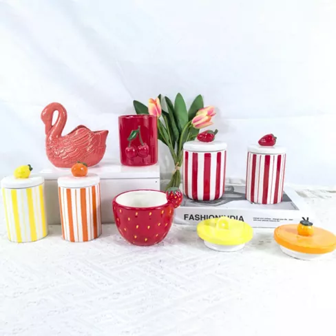 పువ్వు మరియు పండ్ల ఆకారపు సిరామిక్ కొవ్వొత్తి హోల్డర్